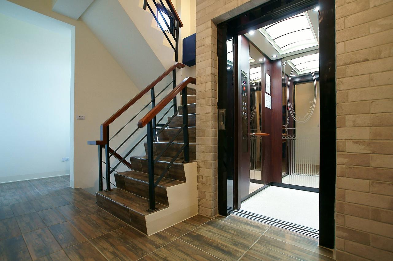 達樂斯電梯民宿dollars Bnb T'ai-tung Exterior foto